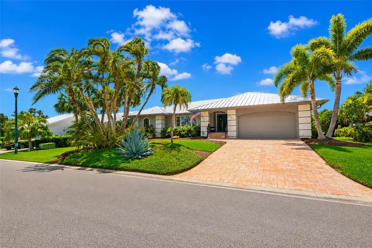 157 Lookout Point Dr., Osprey, FL 34229