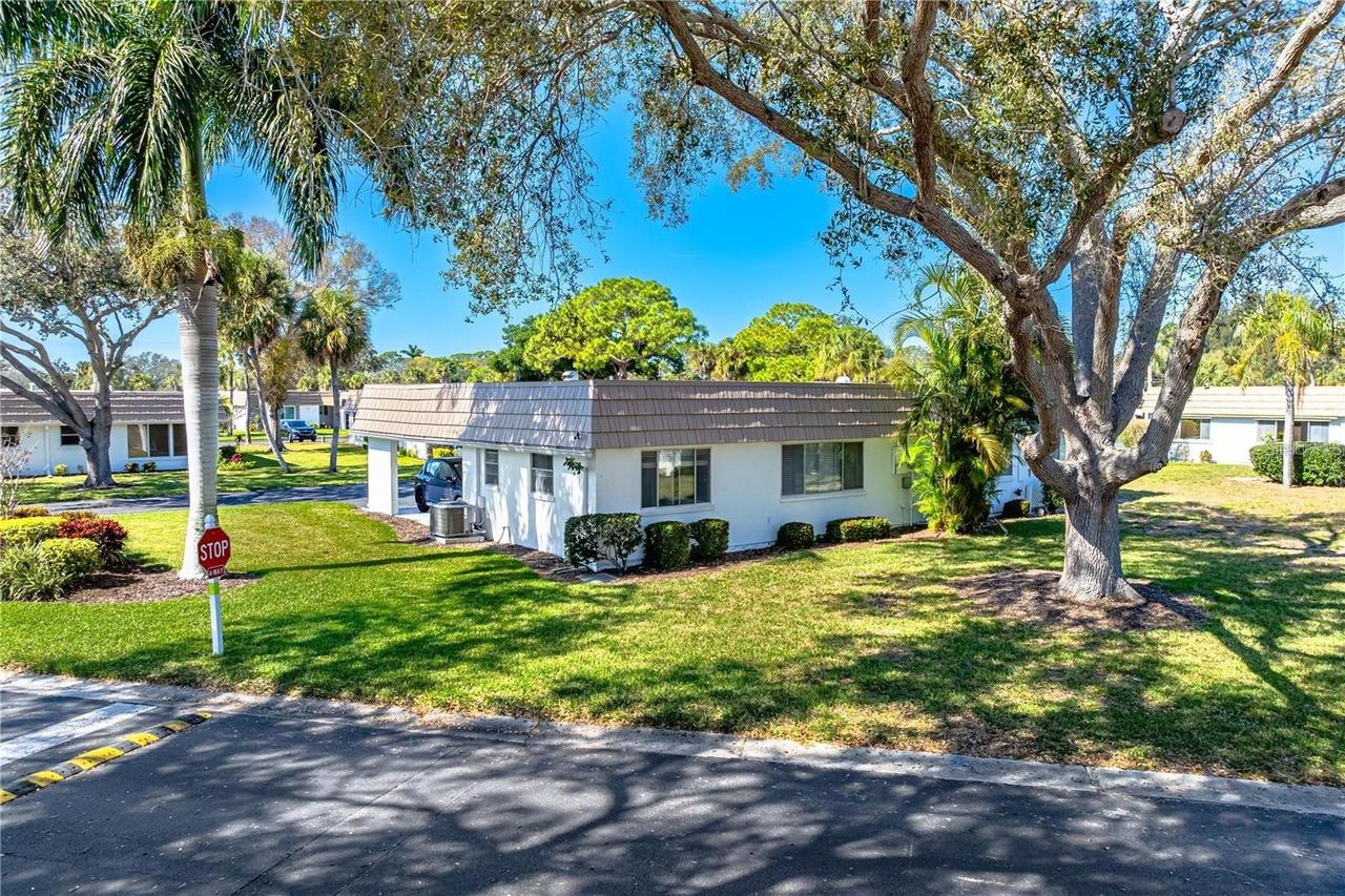 5440 Riverbluff Cir. #87, Sarasota, FL 34231