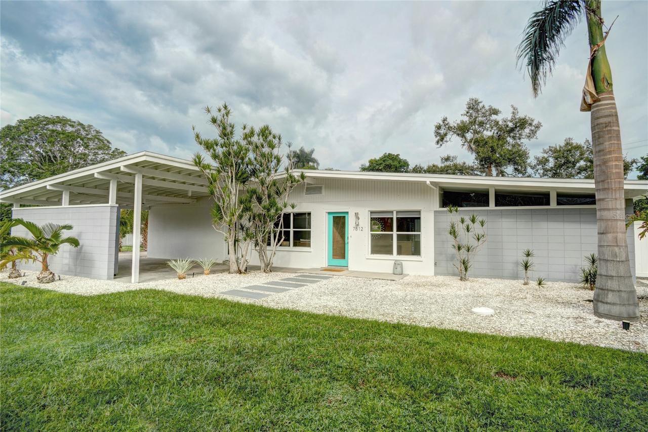 7812 San Juan Ave., Bradenton, FL 34209