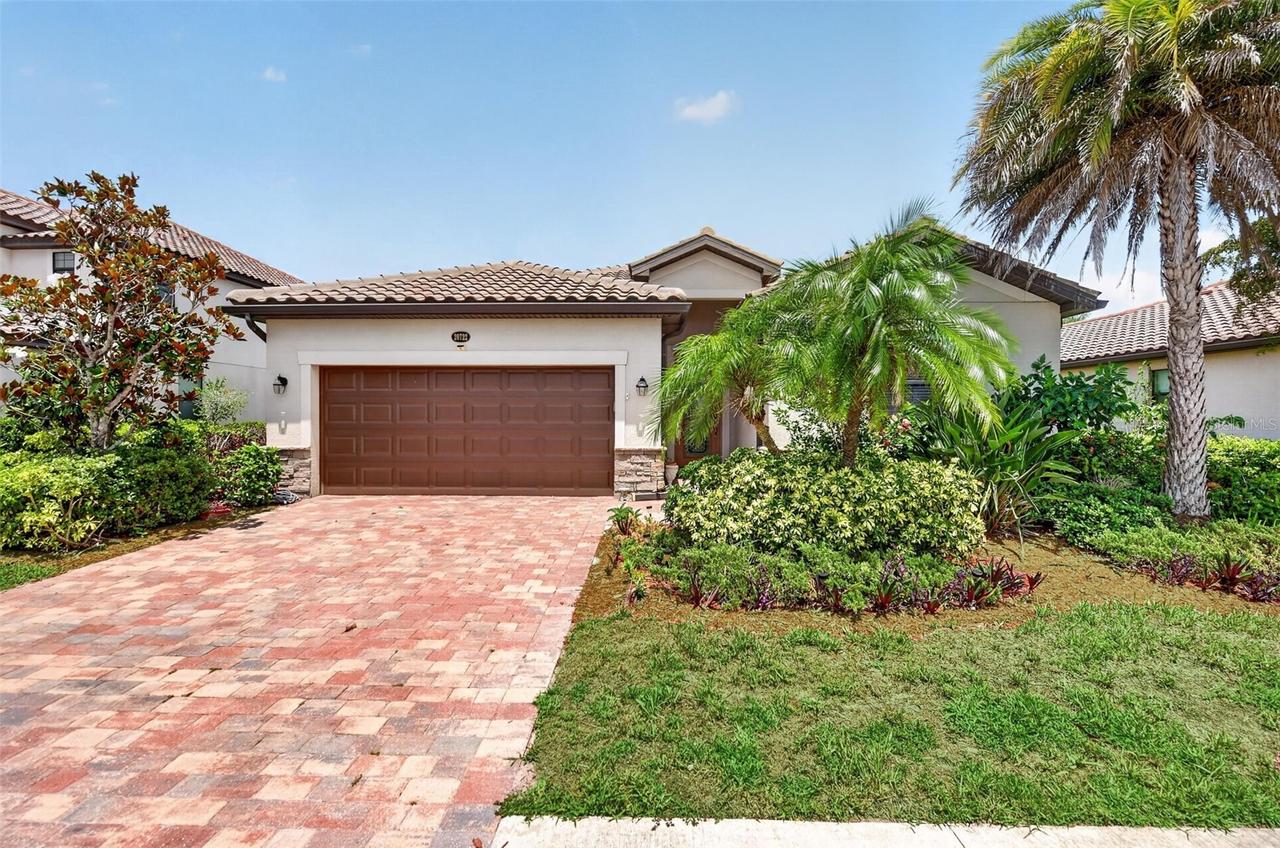 20722 Romagna Pl., Venice, FL 34293