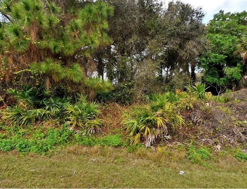Gerona Ter., North Port, FL 34286