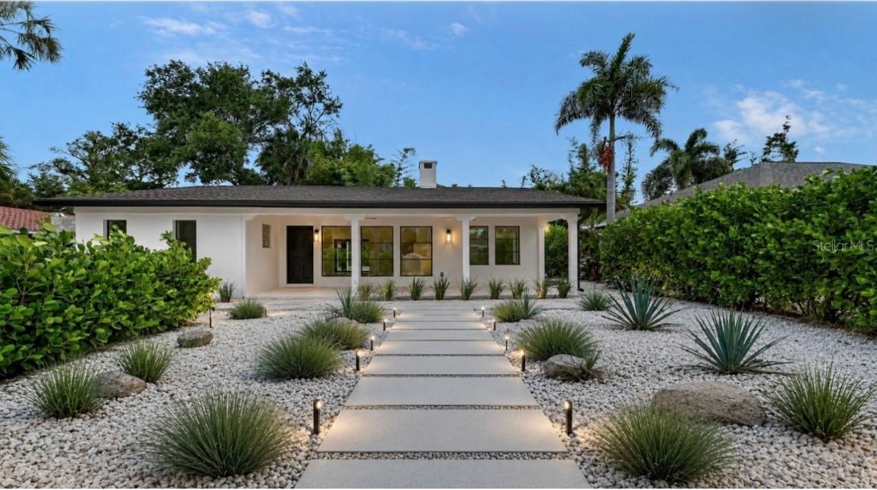 1041 Indian Beach Dr., Sarasota, FL 34234