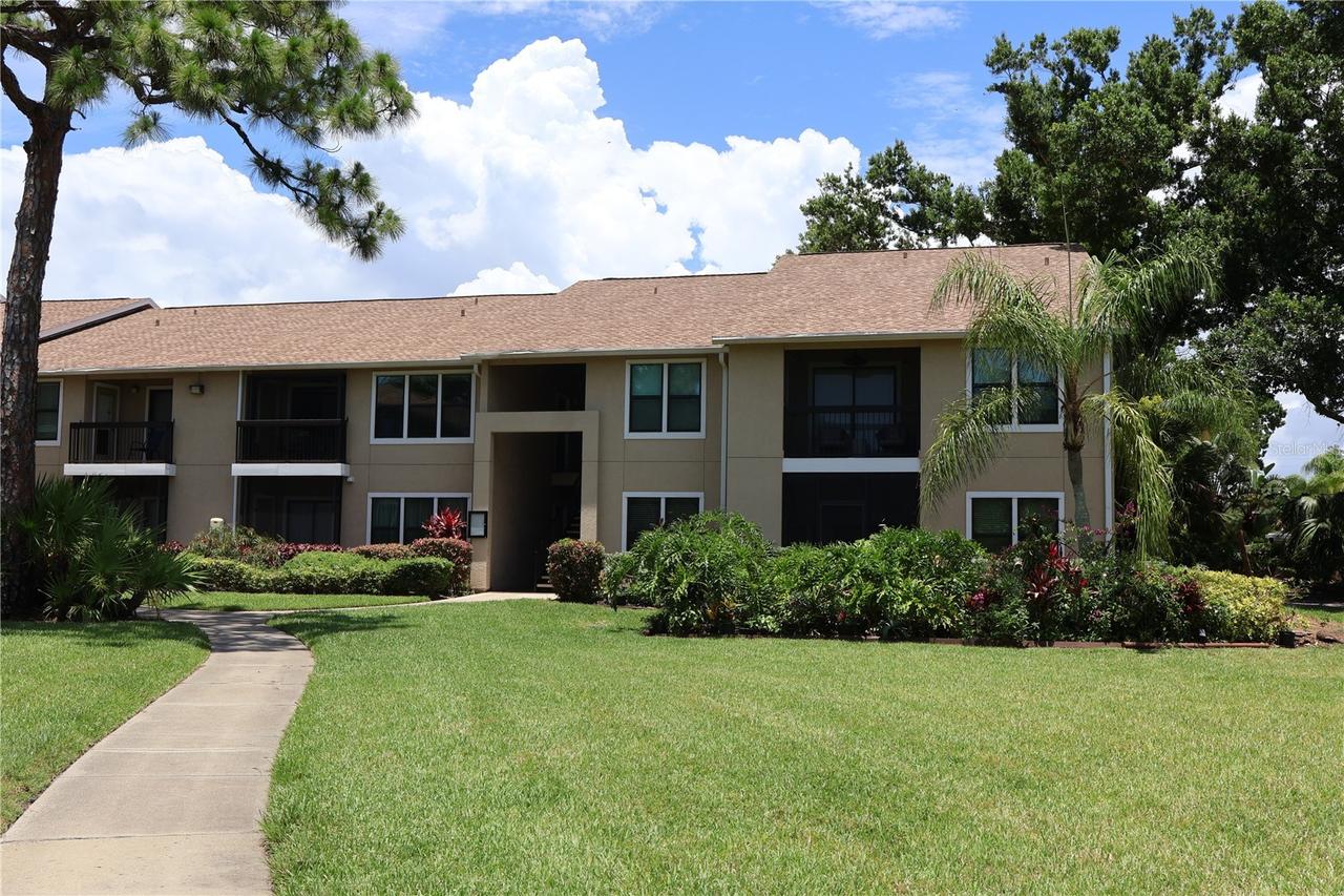 4001 Crockers Lake Blvd. #21, Sarasota, FL 34238