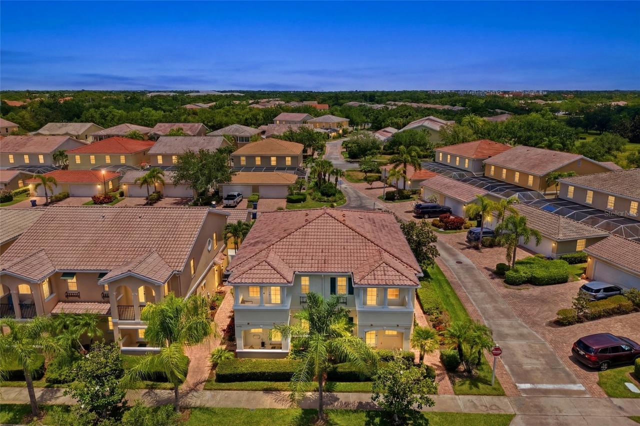 5405 Eliseo St., Sarasota, FL 34238