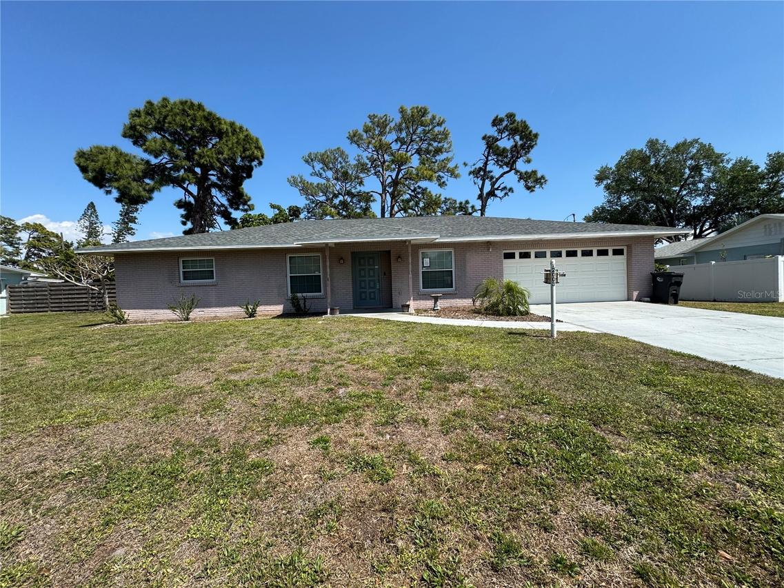2003 48th St., Bradenton, FL 34209