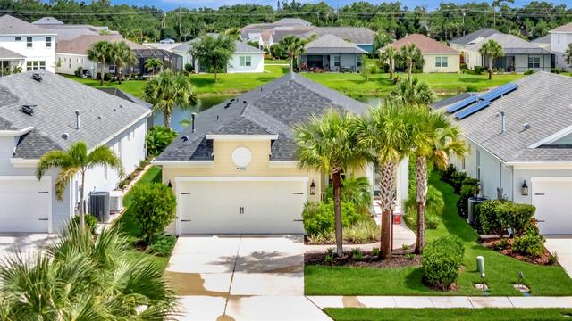 New Homes with In-ground Swimming Pools That Attend Parrish Community High School: May 24th to May 30th