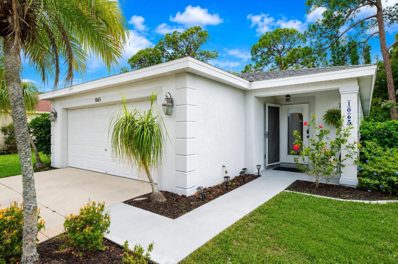 1065 Lewis Ave., Sarasota, FL 34237