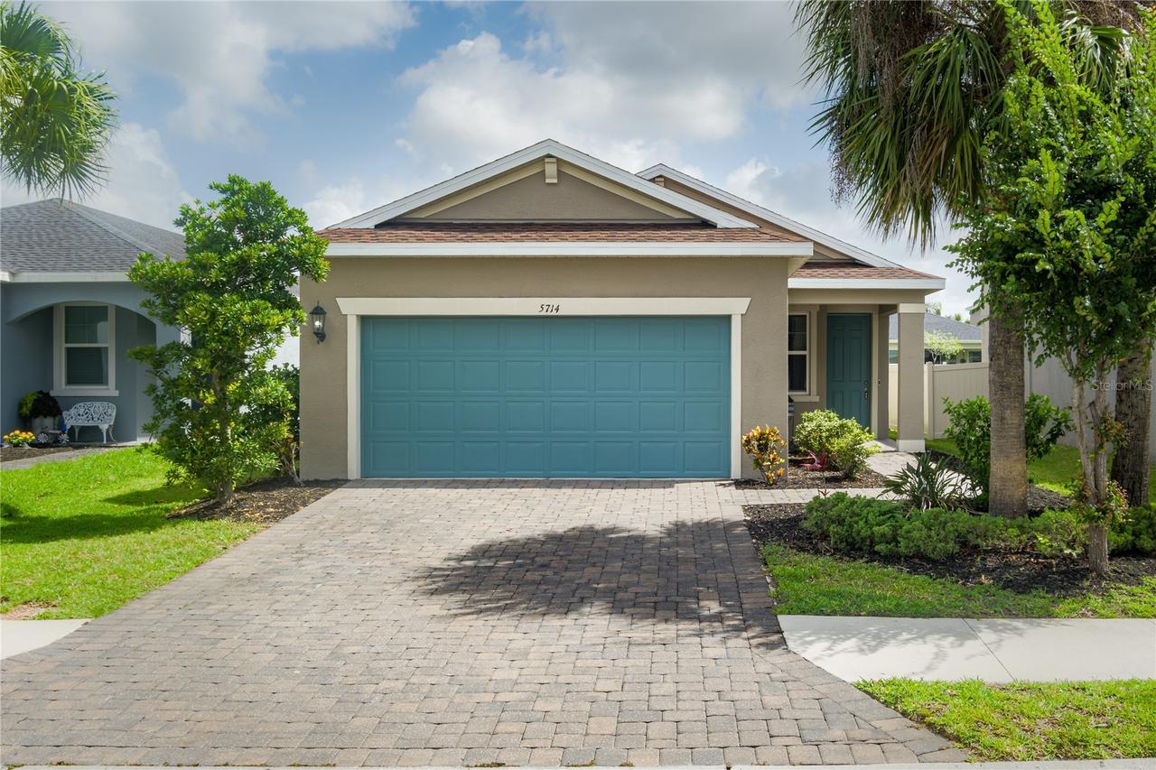 5714 Los Robles Ct., Palmetto, FL 34221