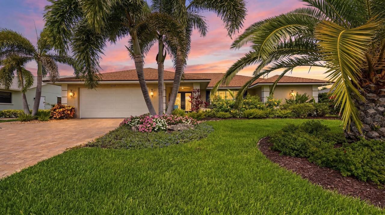 1929 Pebble Beach Ct., Venice, FL 34293