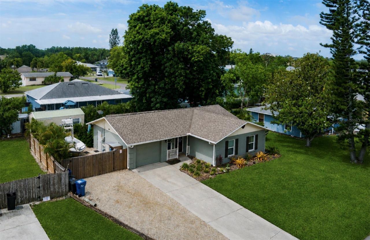 327 43rd Street Blvd., Palmetto, FL 34221