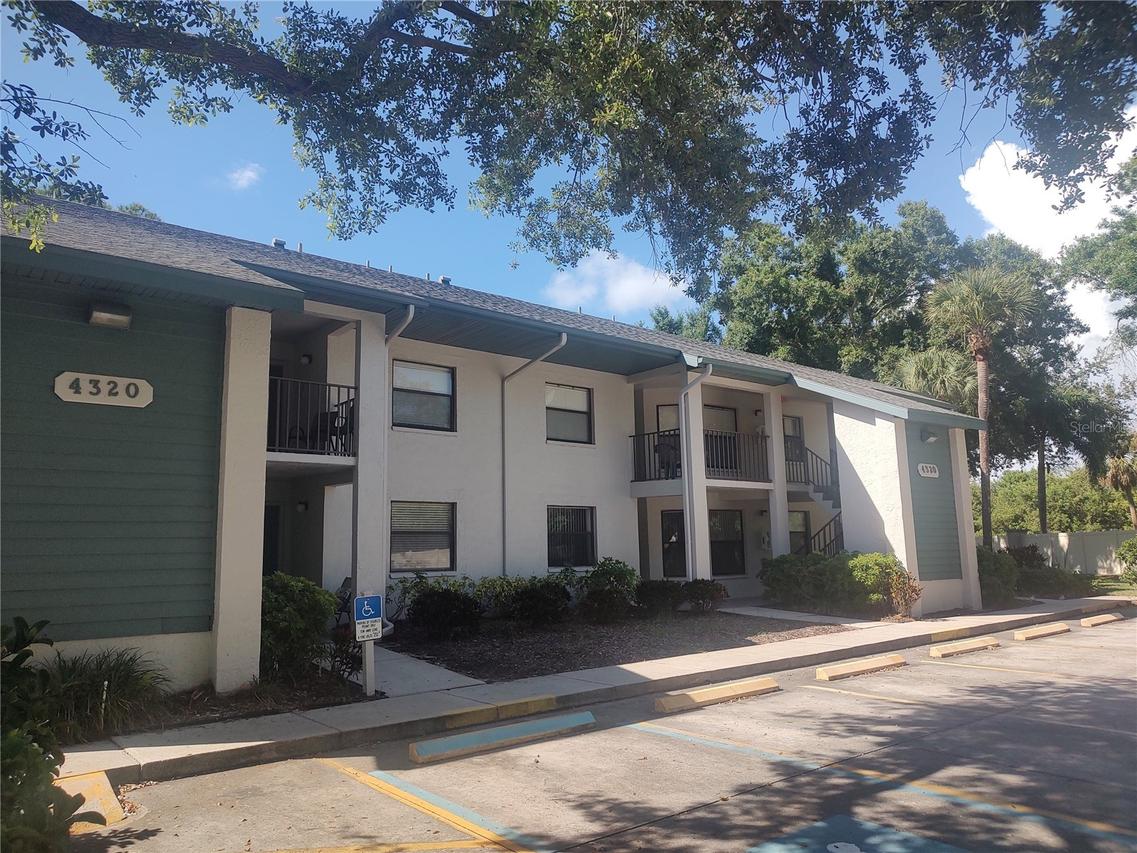 4320 47th Ave. #204, Bradenton, FL 34210