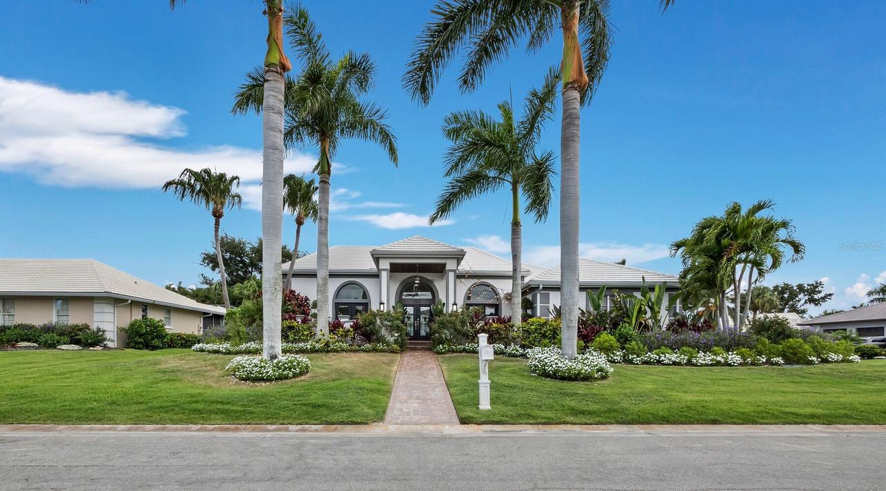 206 Four Knot Ln., Osprey, FL 34229