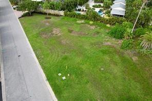 521 Neptune Ave., Longboat Key, FL 34228