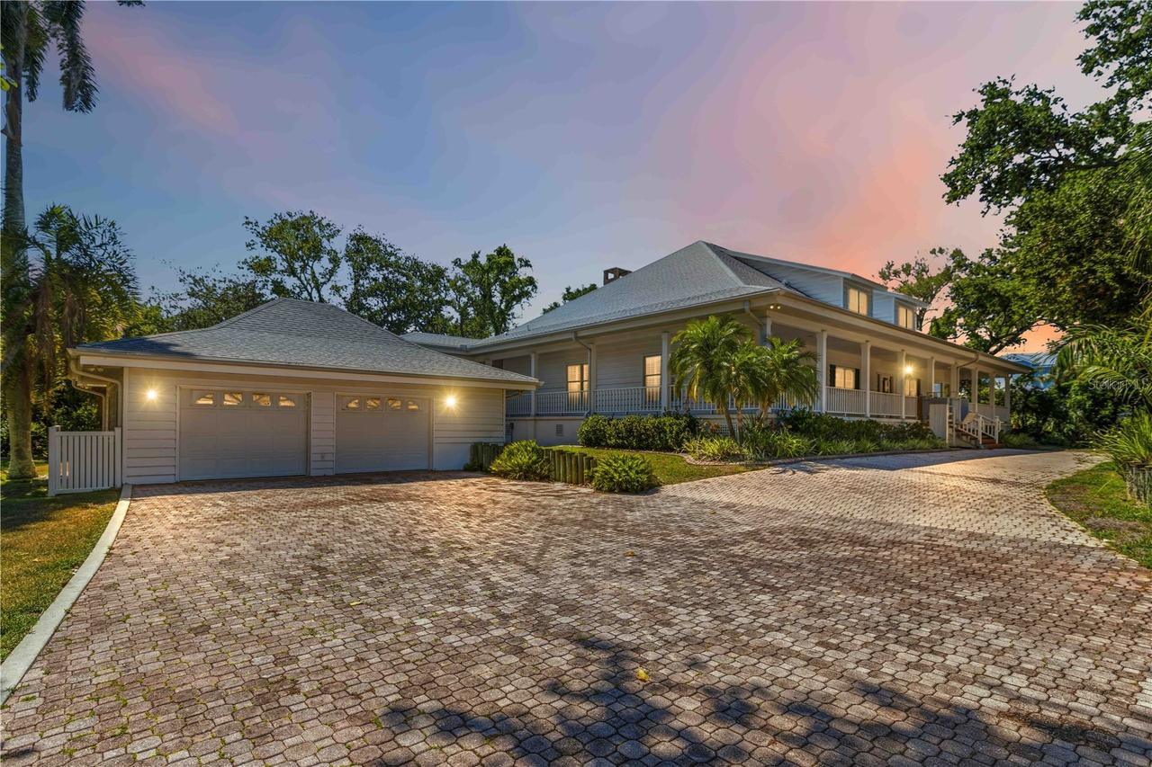 436 Anchorage Dr., Nokomis, FL 34275