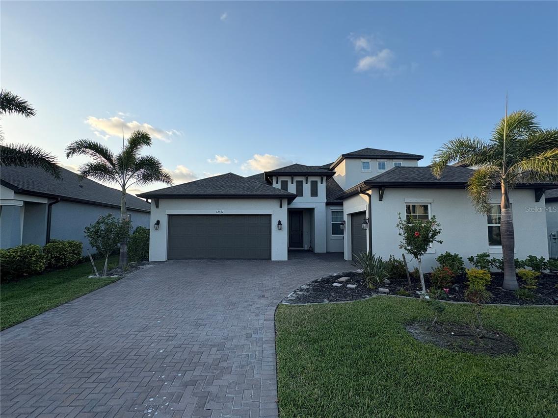 12571 Night View Dr., Sarasota, FL 34238