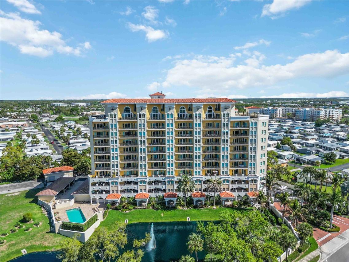 501 Haben Blvd. #704, Palmetto, FL 34221