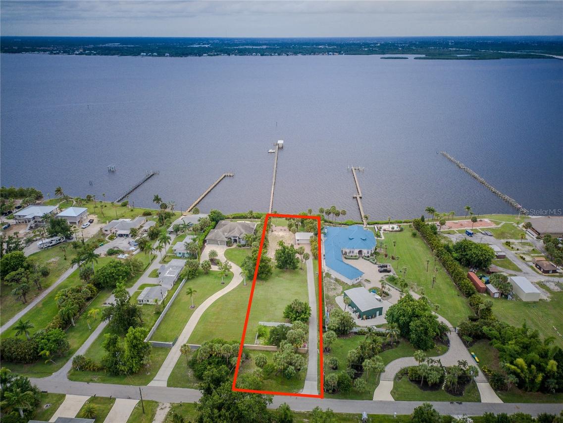 25472 Shore Dr., Punta Gorda, FL 33950