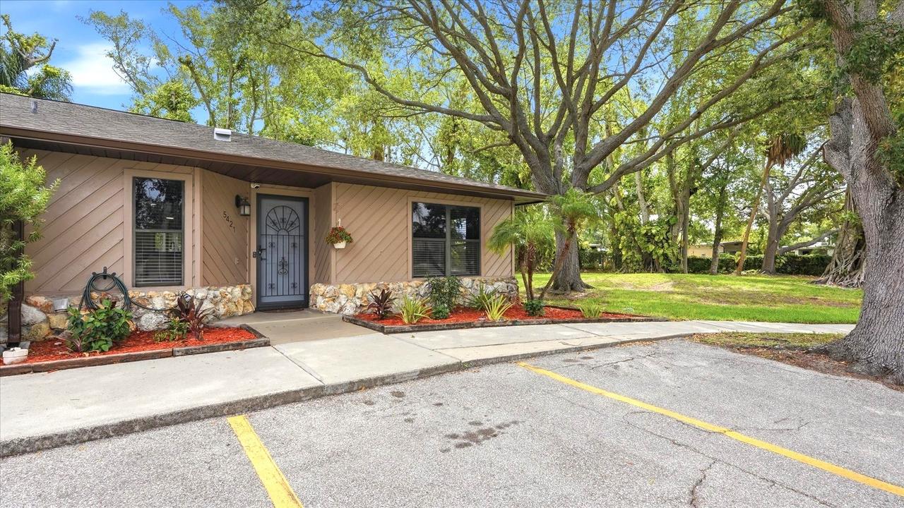 5421 11th Street Cir., Bradenton, FL 34203