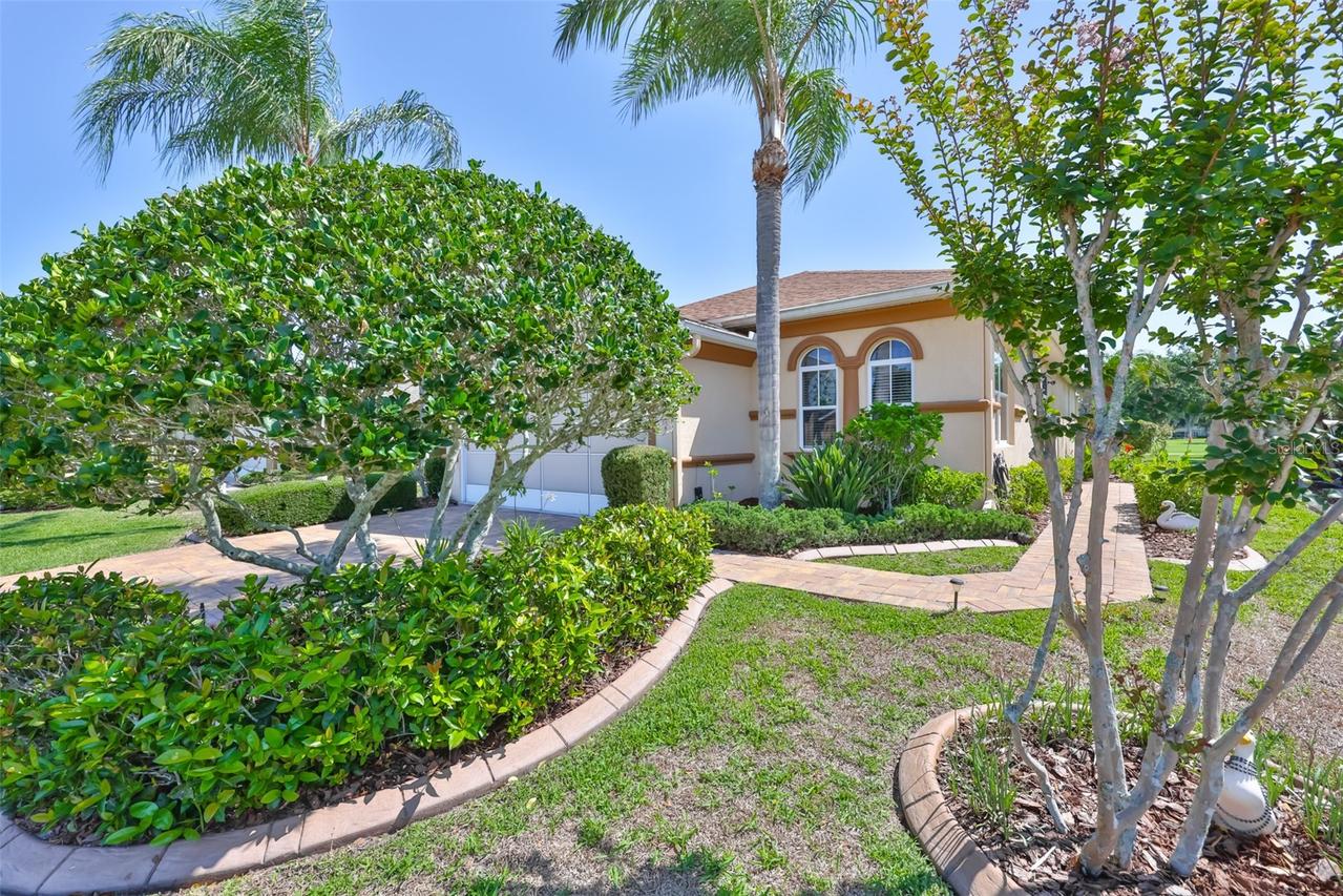 1917 Sterling Glen Ct., Sun City Center, FL 33573