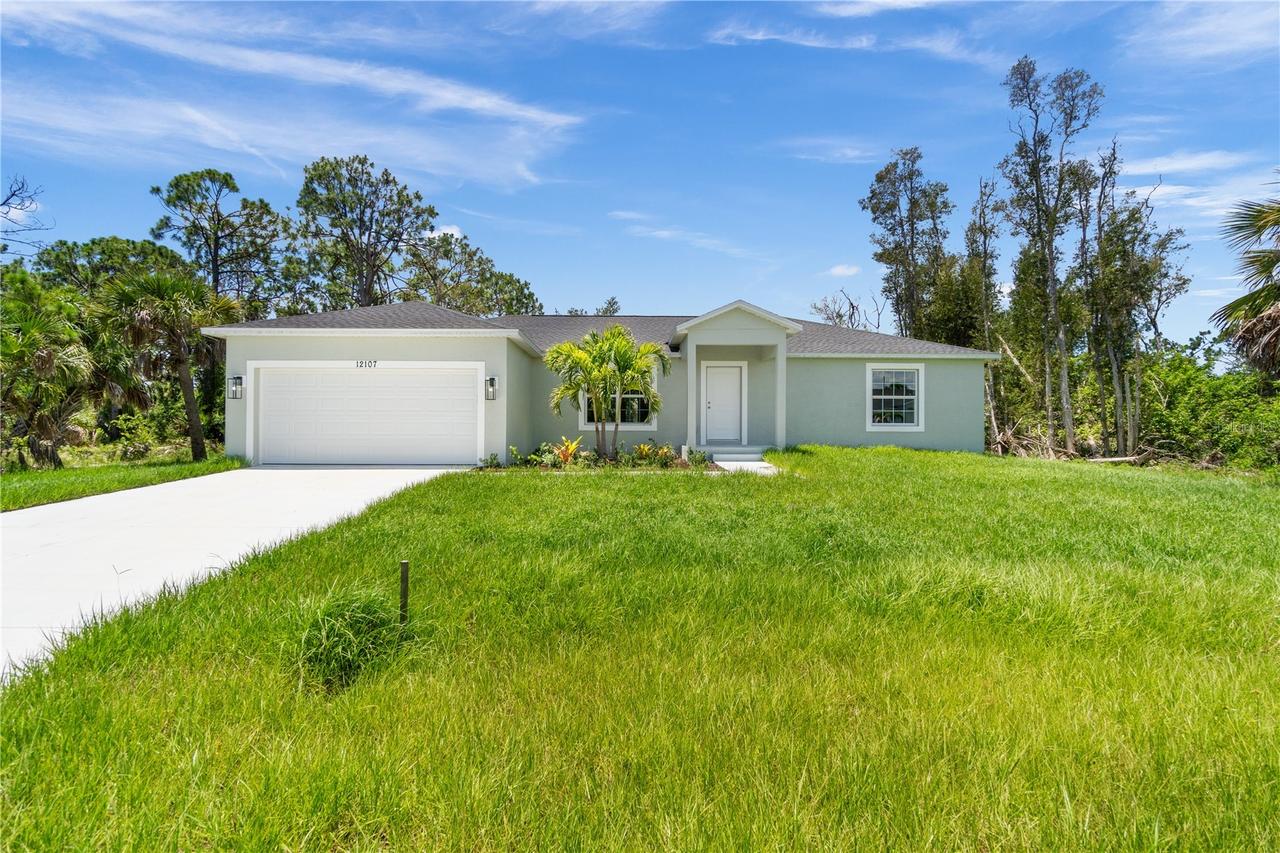 12107 Brookside Ave., Port Charlotte, FL 33981