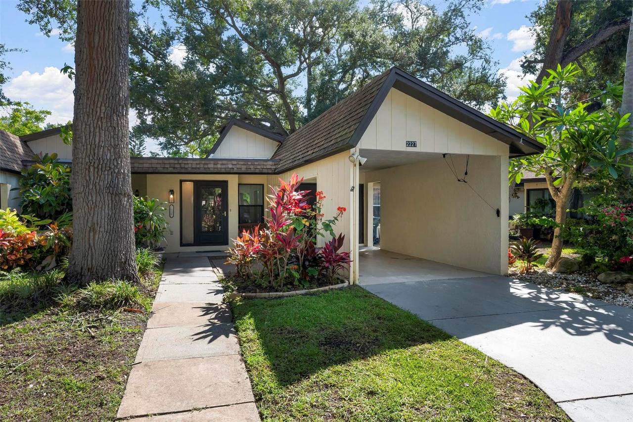 2227 Circlewood Dr. #52, Sarasota, FL 34231