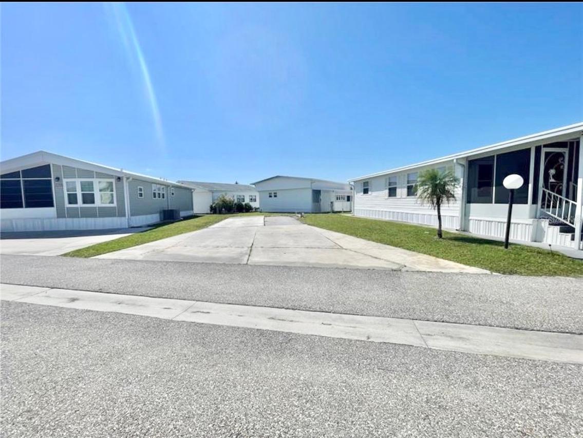 3333 26th Ave. #1124, Bradenton, FL 34208