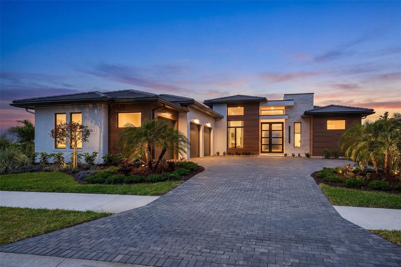 263 Crystal Waters Dr., Sarasota, FL 34240