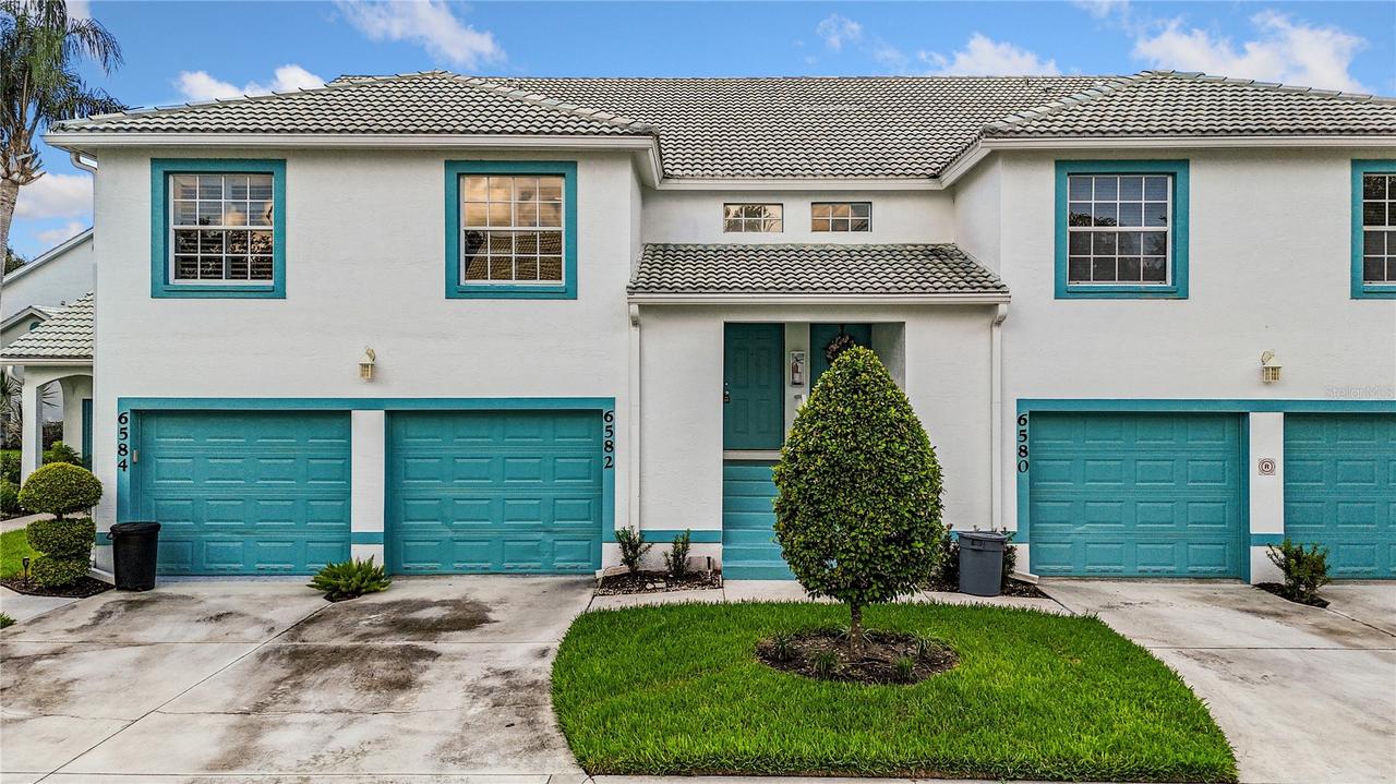 6582 Fairway Gardens Dr., Bradenton, FL 34203