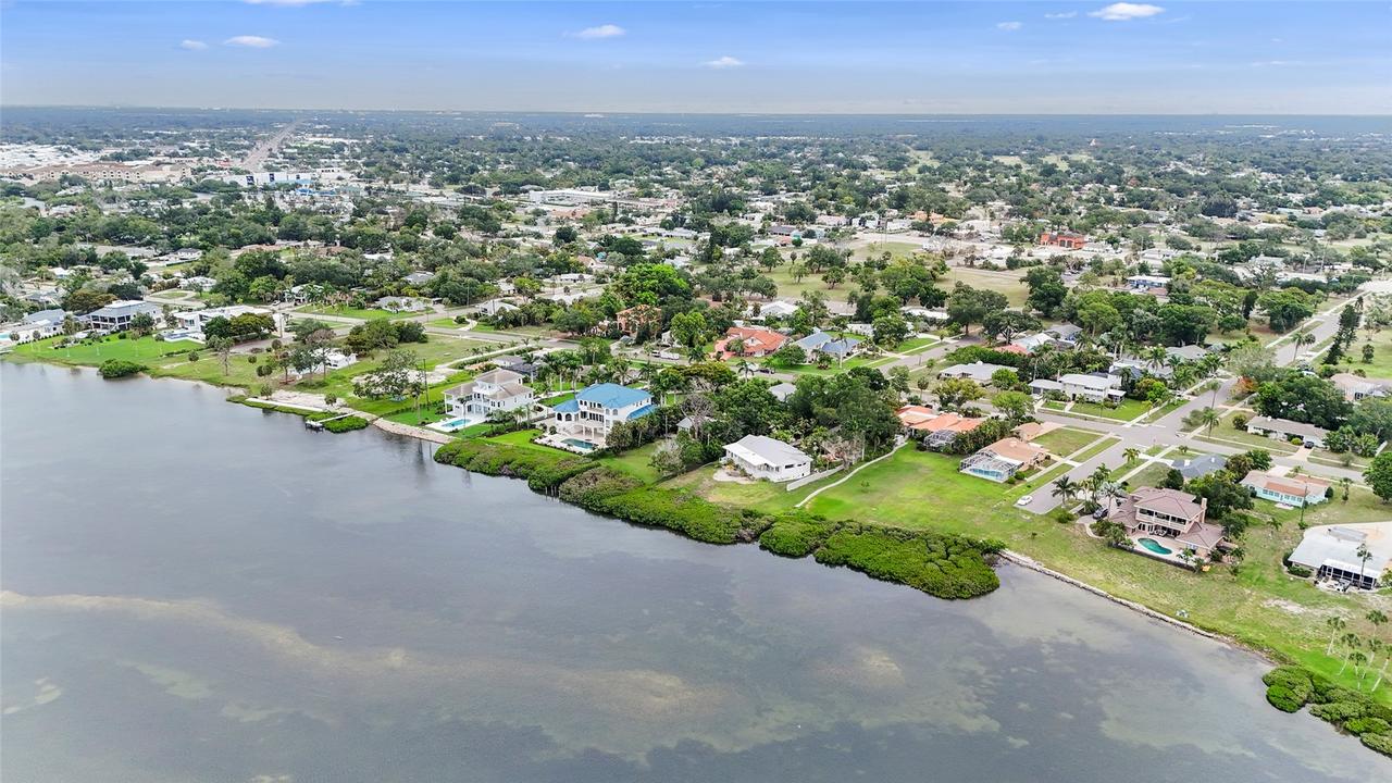 7538 Westmoreland Dr., Sarasota, FL 34243