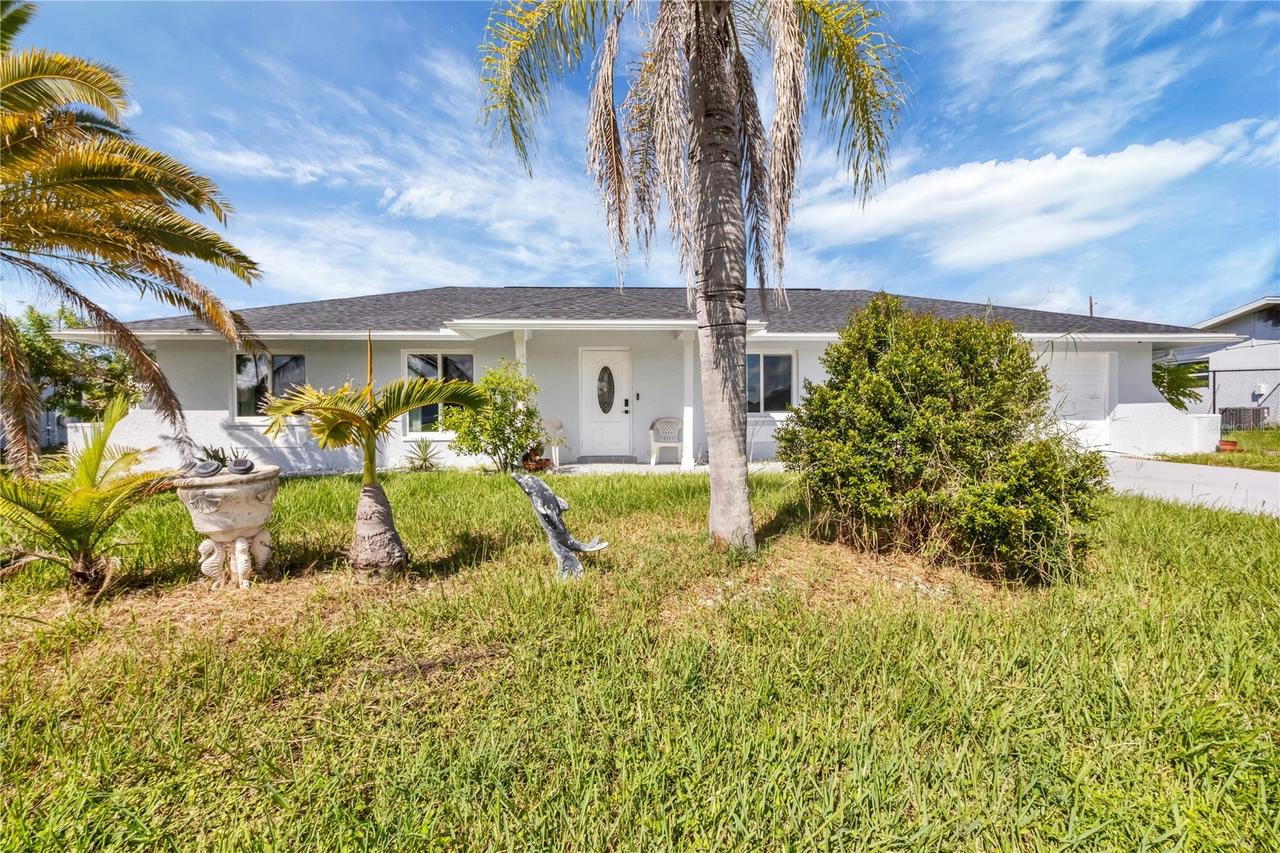 2339 Lake View Blvd., Port Charlotte, FL 33948