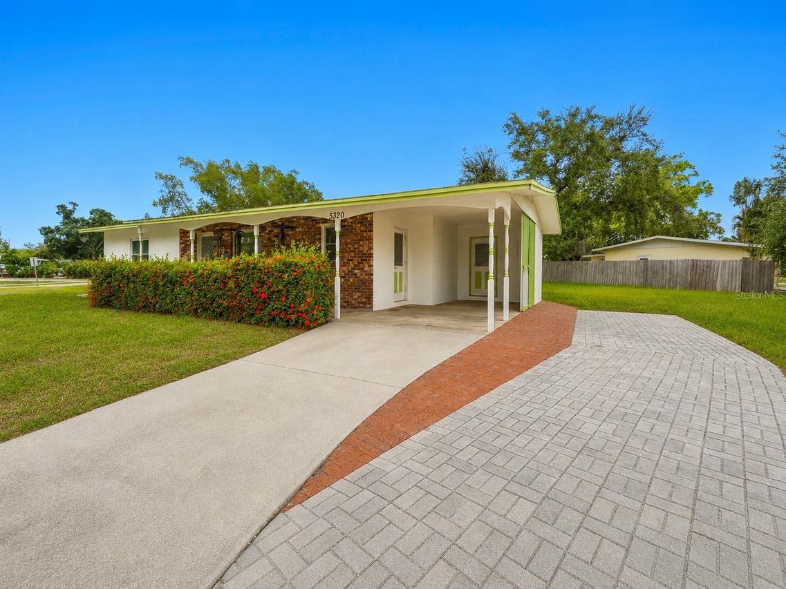 5320 41st Ave., Bradenton, FL 34209