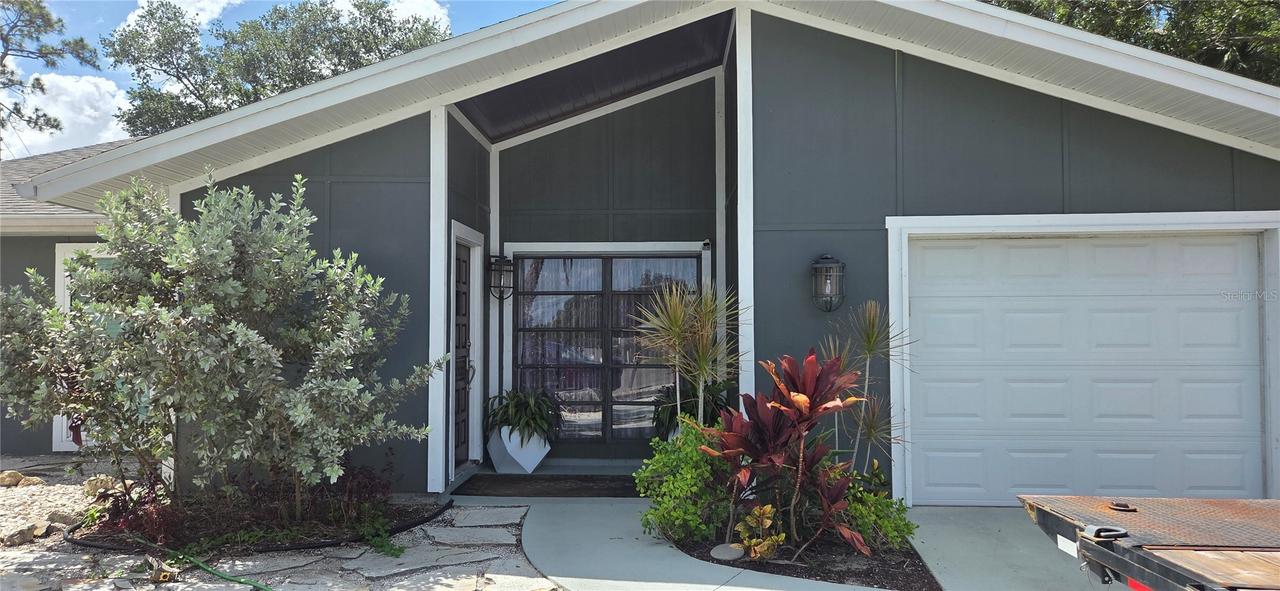 221 Dade Ave., Sarasota, FL 34232