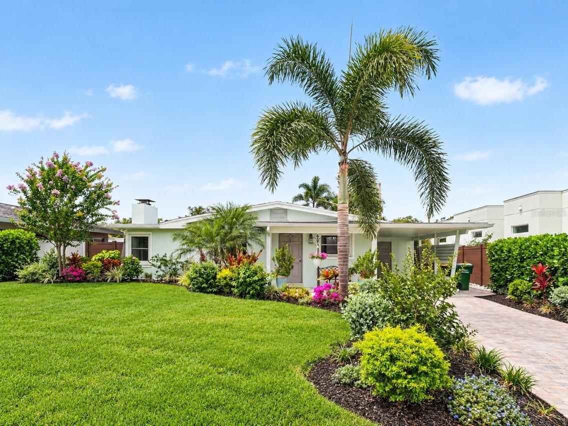 2344 Temple St., Sarasota, FL 34237
