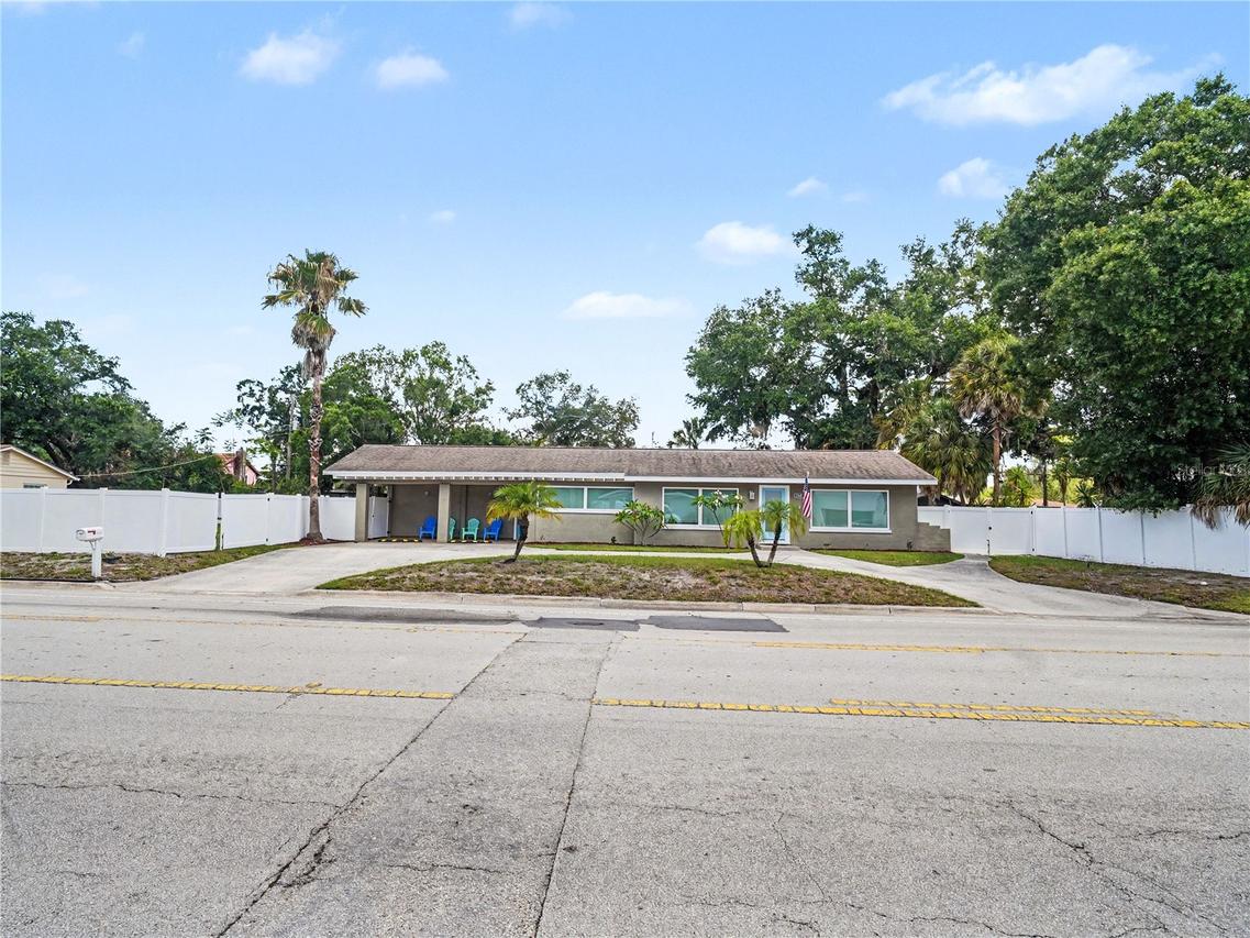 2547 Bahia Vista St., Sarasota, FL 34239