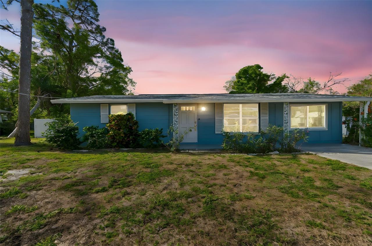 2348 Doud St., Sarasota, FL 34231