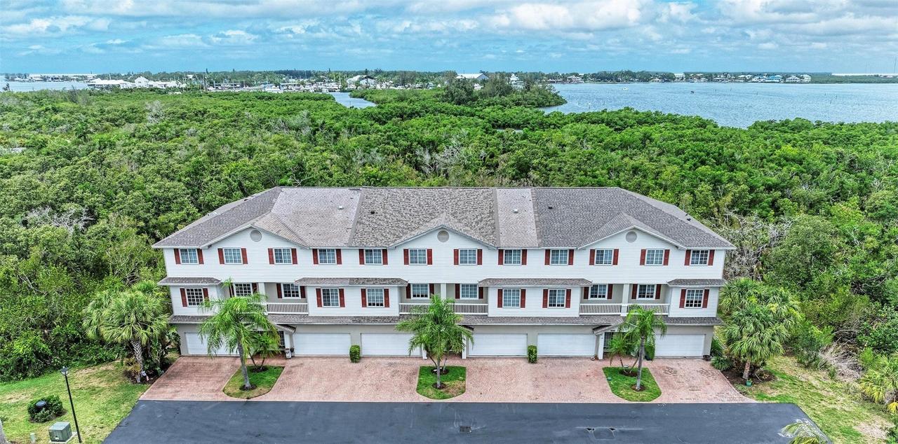[Address Hidden by Seller], Palmetto, FL 34221