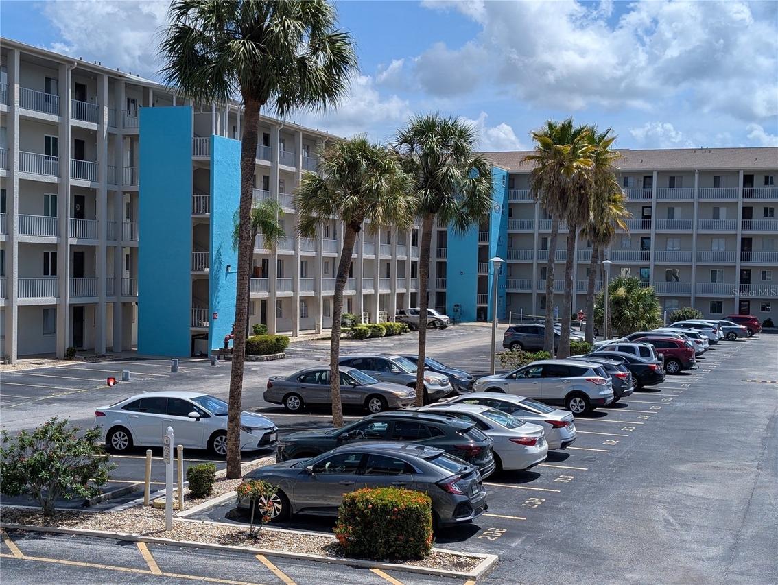 3564 Lake Bayshore Dr. #K-203, Bradenton, FL 34205