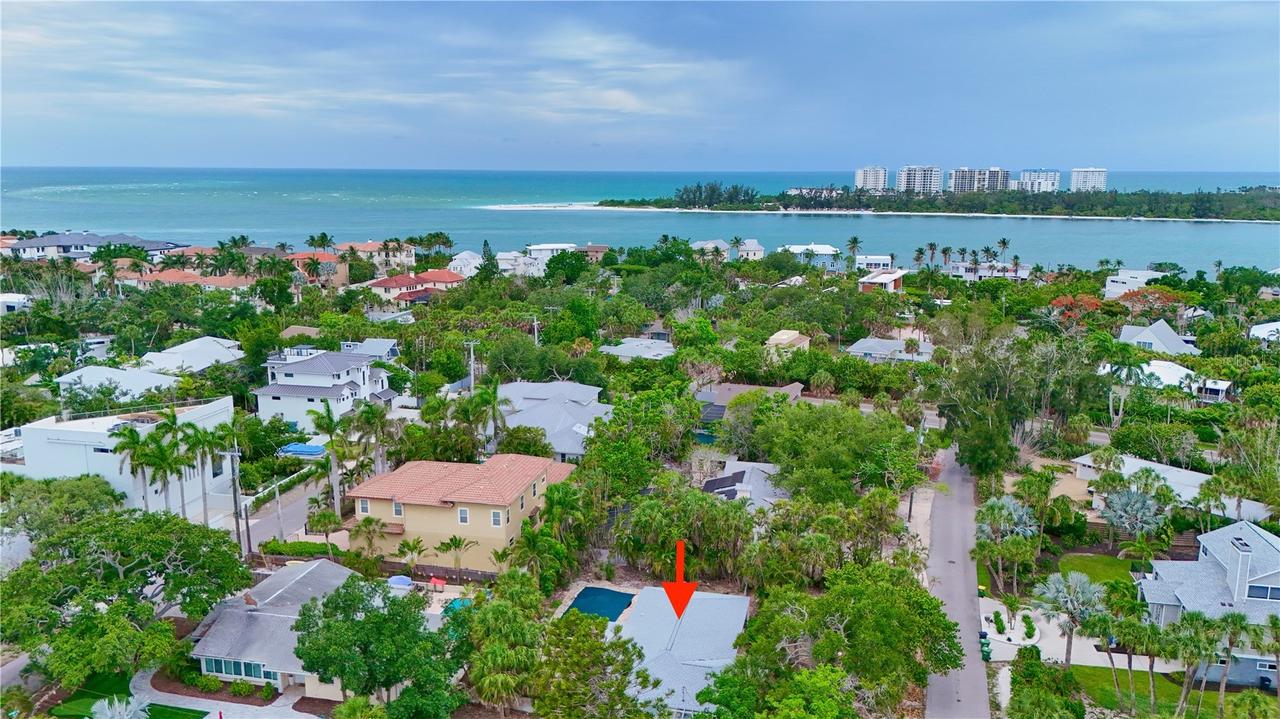 266 Ogden St., Sarasota, FL 34242