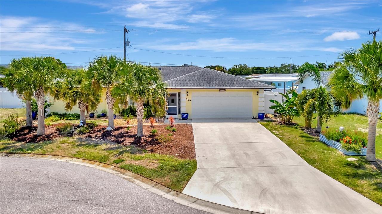 5729 Augusta Cir., Sarasota, FL 34238
