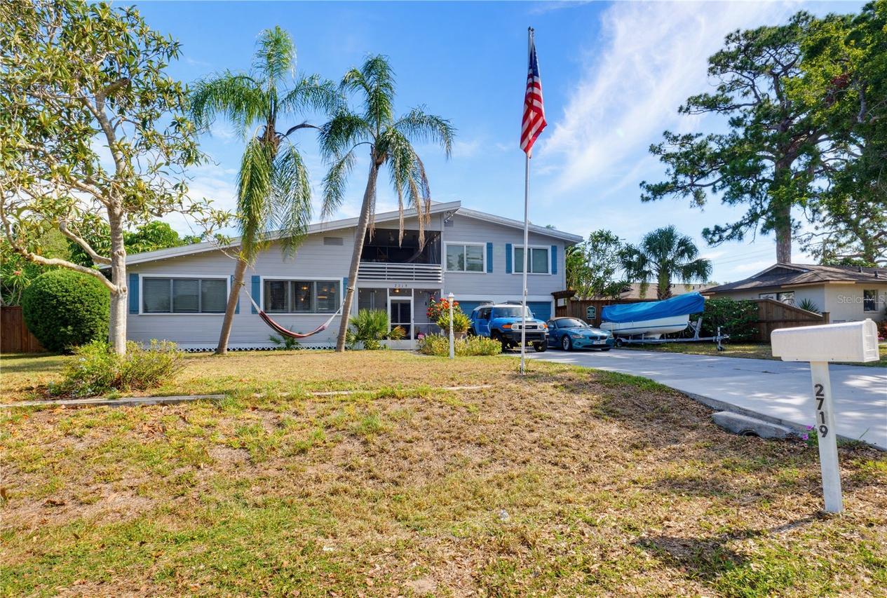 2719 Fort Worth St., Sarasota, FL 34231