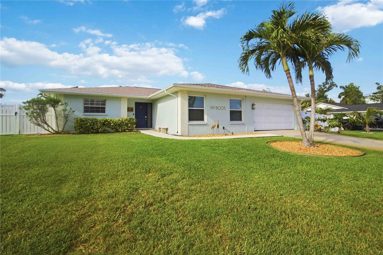 8003 19th Avenue Dr., Bradenton, FL 34209
