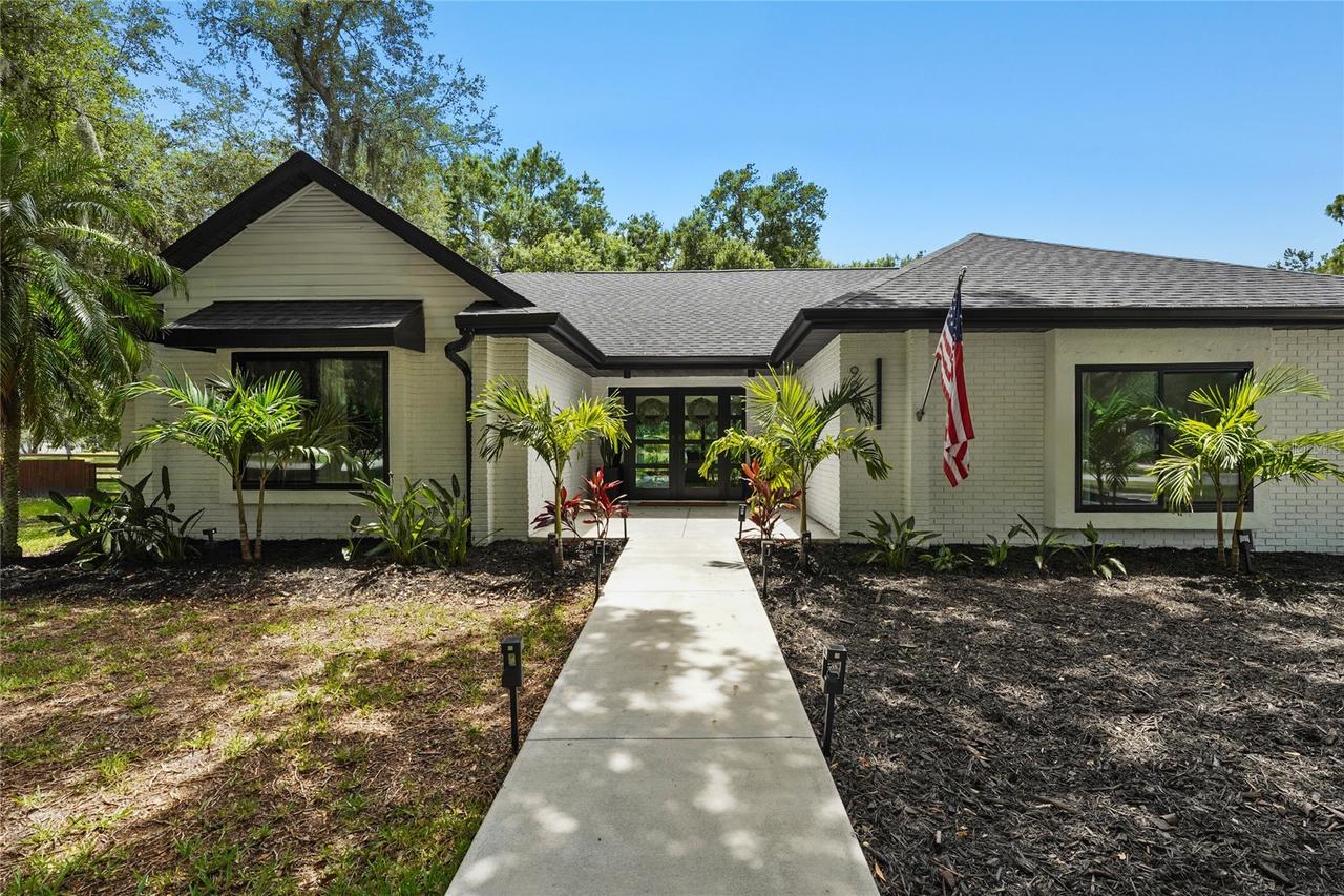 906 136th St., Bradenton, FL 34212