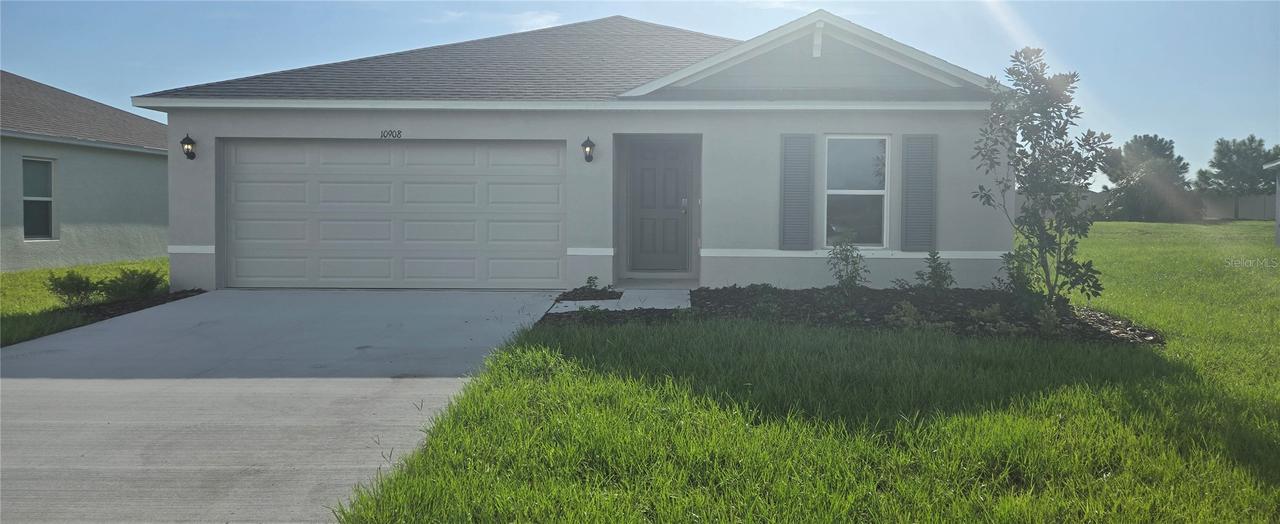 10908 44th Ave., Palmetto, FL 34221