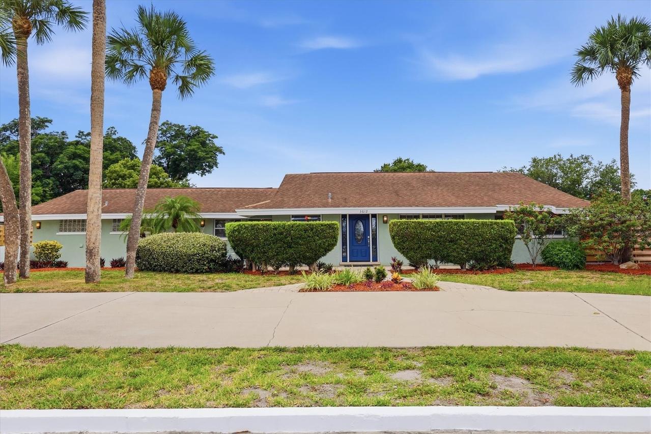 3612 S Lockwood Ridge Rd., Sarasota, FL 34239