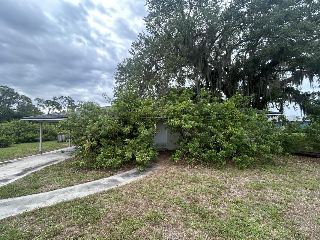 365 N Spring Lake Blvd., Port Charlotte, FL 33952