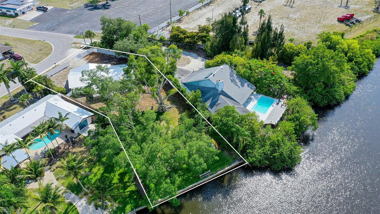 2103 Lusitania Dr., Sarasota, FL 34231