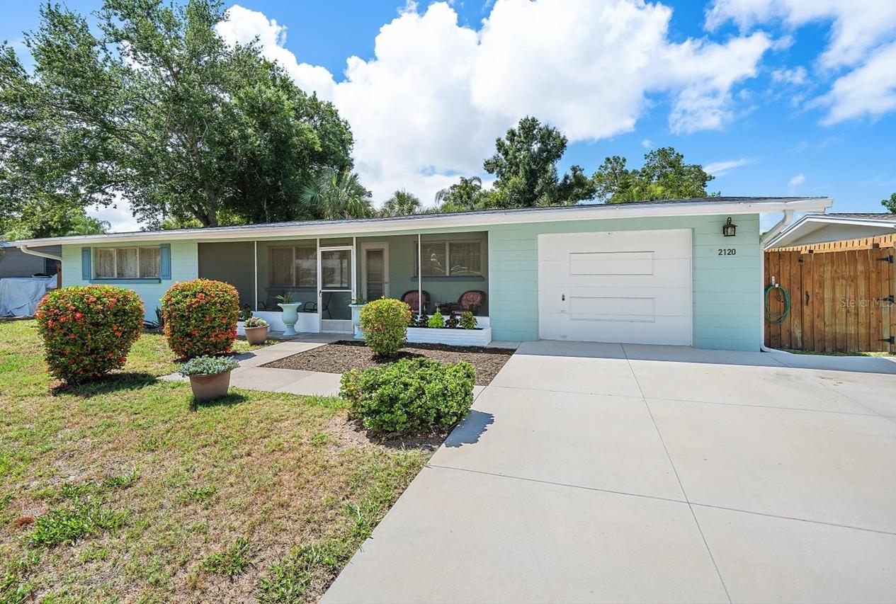2120 La Salle St., Sarasota, FL 34231
