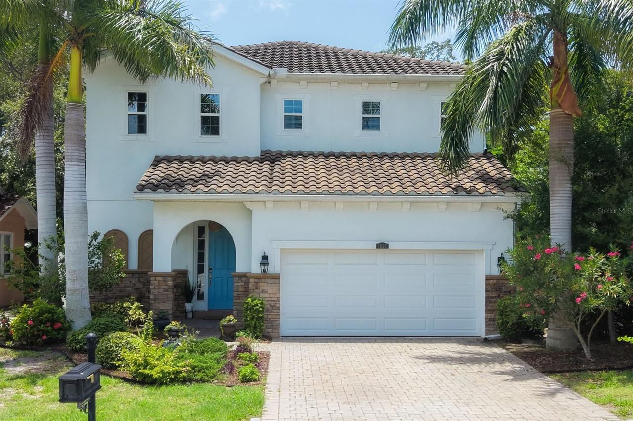 1850 Magnolia St., Sarasota, FL 34239