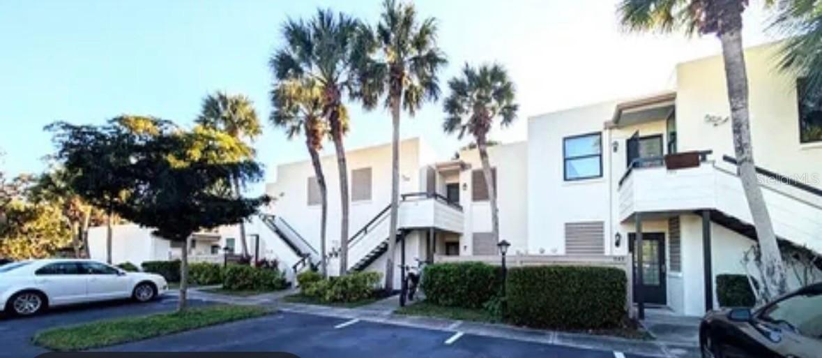 345 Springdale Dr., Bradenton, FL 34210
