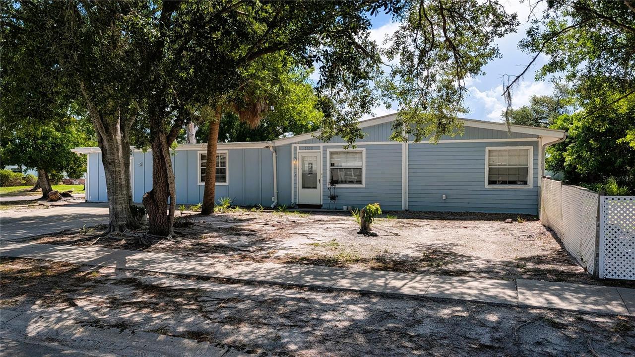 5350 Castleman Dr., Sarasota, FL 34232